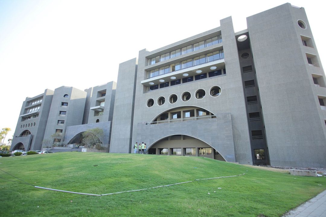 out side view of Marwadi University